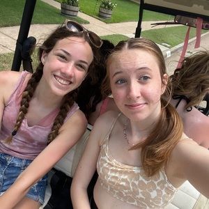 Meet your Posher, Edie